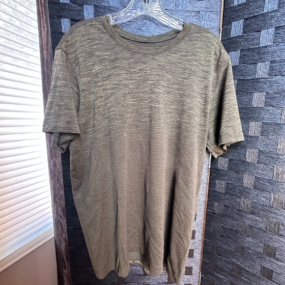 lululemon Men's Metal Vent Tech Breathe Olive Green Large - Picture 1 of 10